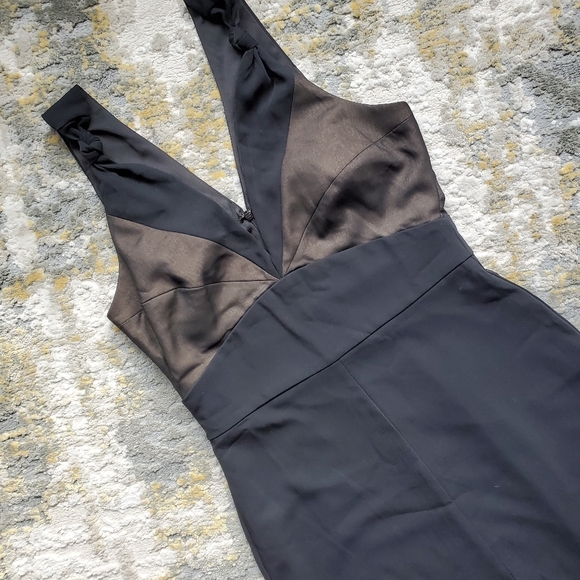 Harlyn Deep V Chiffon Inset Cocktail Sheath - Picture 5 of 9